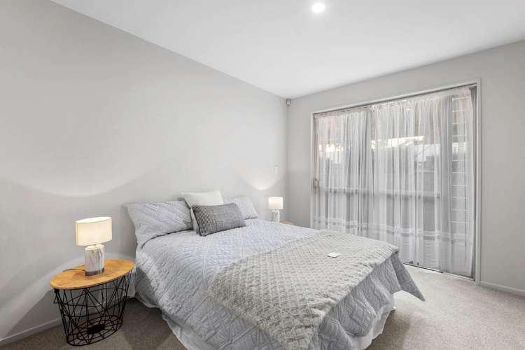 86a Michael Jones Drive Flat Bush_10