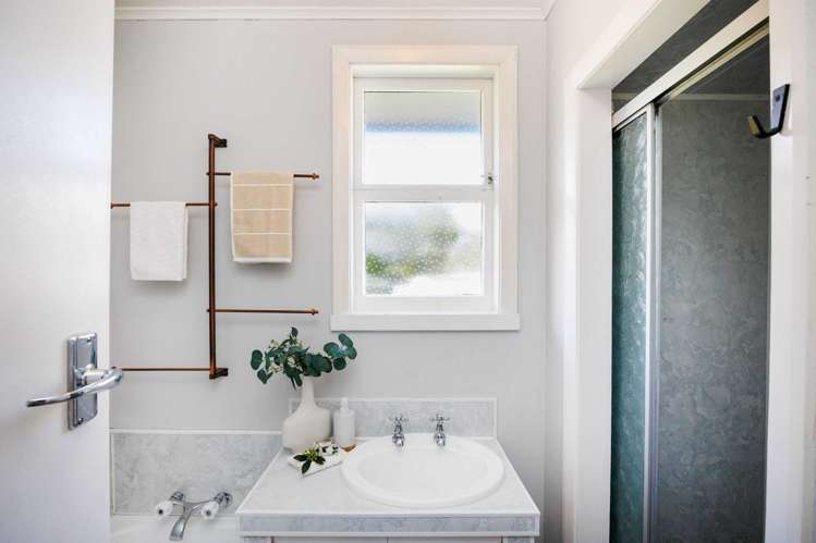 34 Long Melford Road Awapuni_12