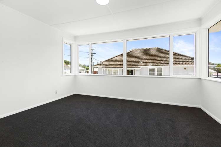 21 Wilkie Crescent Naenae_12