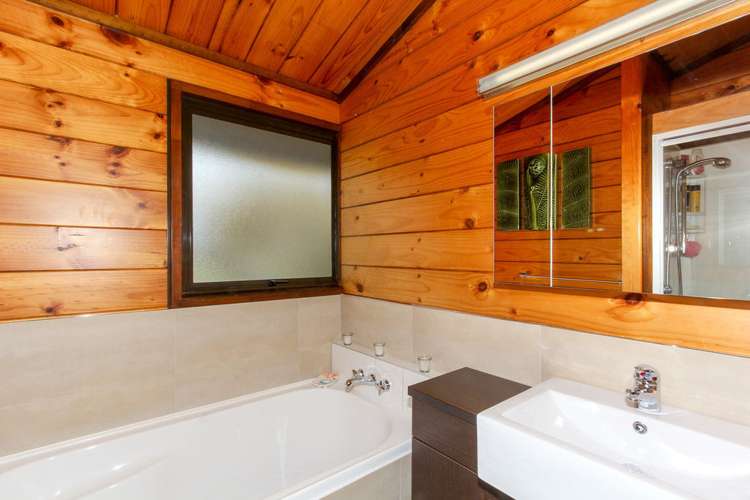 9 Ash Place Whalers Gate_19