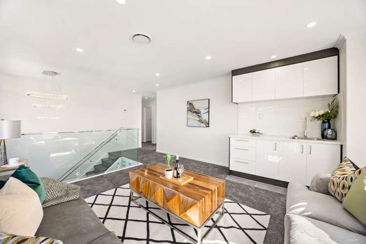 10 Piki Street Flat Bush_11