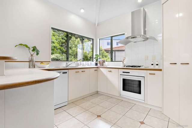 16g Cathedral Place Parnell_4