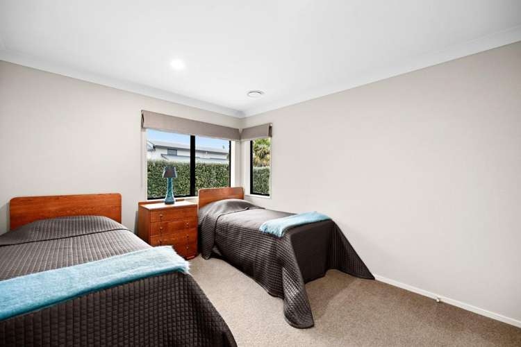 17 River Oaks Place Pukete_16