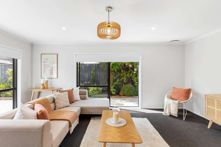 11 Poplar Grove Ebdentown_23