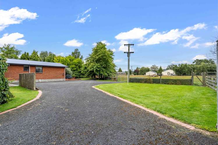 243 Main Street Mataura_27