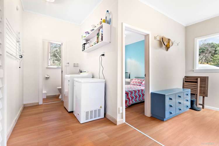 95 Maunsell Road Port Waikato_10