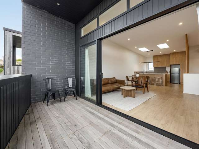 2/7 Tarbett Road Hillcrest_2