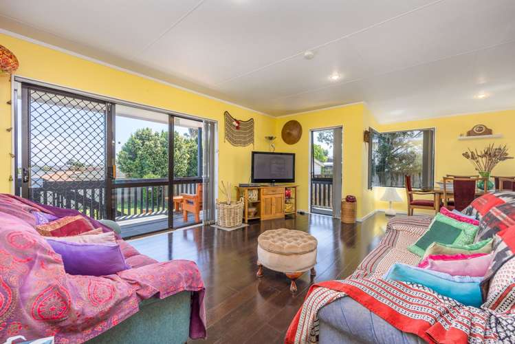 32 Wai Iti Place Clendon Park_3