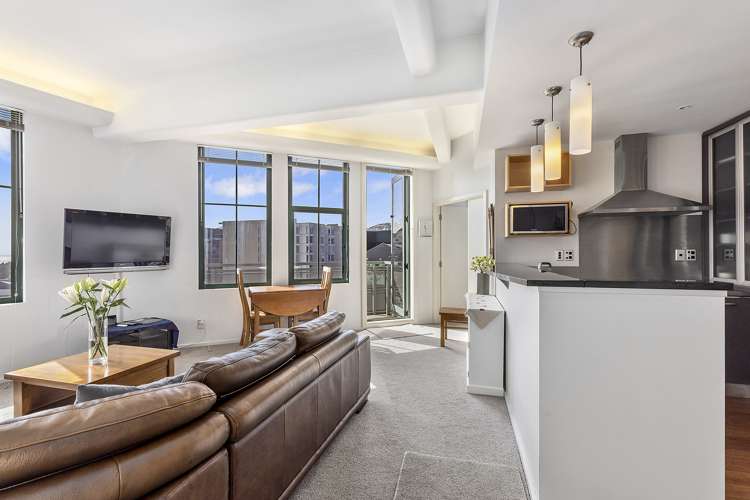 22/182 Wakefield Street_3
