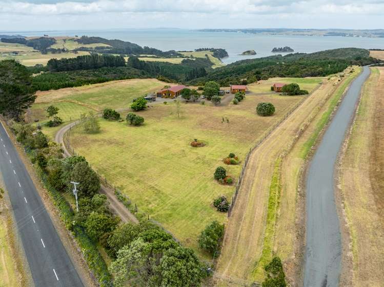 986 Tinopai Road Tinopai_2