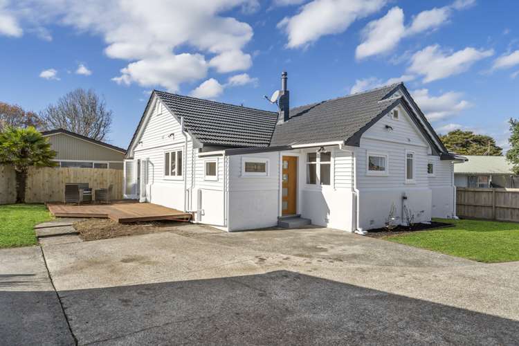 26 Roberts Road Te Atatu South_16