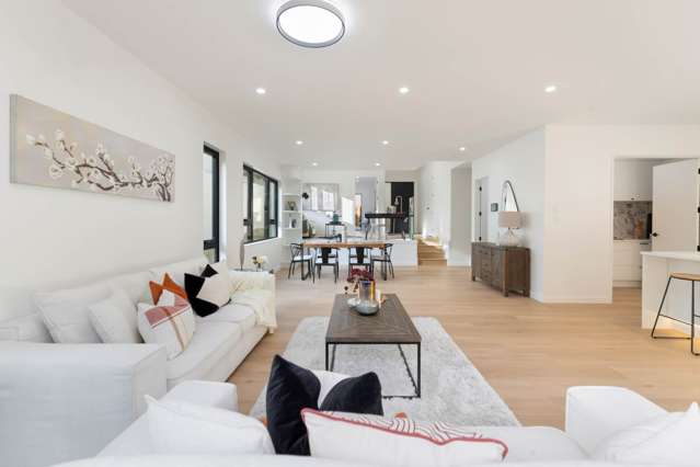 Macleans New 5 bedrooms