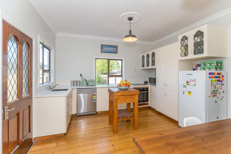 11 Montgomery Street Levin_2