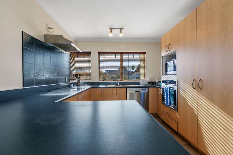 2 Tuscany Place Ohauiti_6