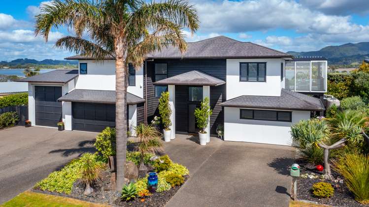 131 Omaha Drive Omaha_21