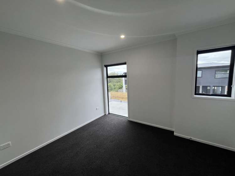 1/8 Ngaere Avenue 1053_5