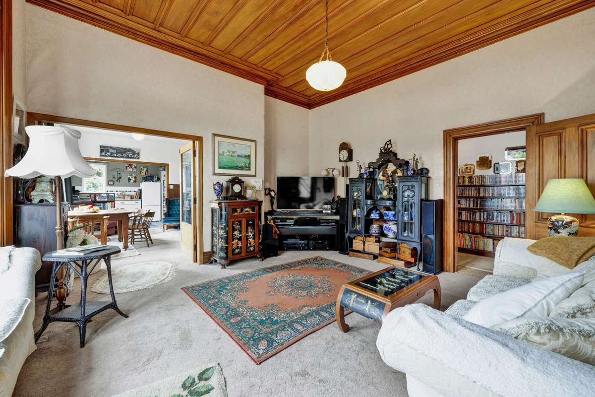 45 Dives Avenue_5