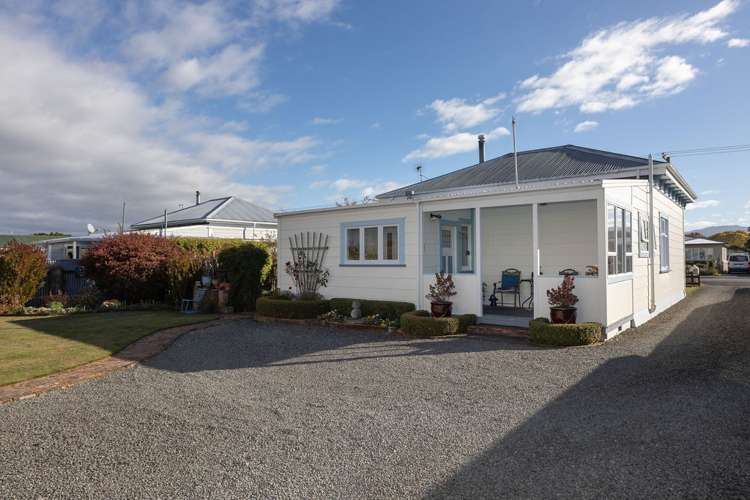 10 Thyra Street Dannevirke_21