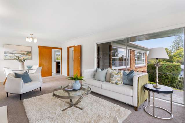 Final viewing - Solid, spacious and move-in ready!
