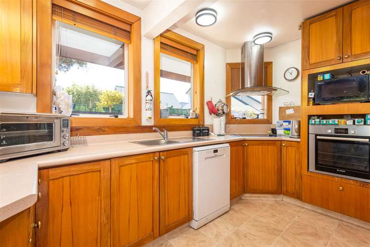 2/14 Wakatu Avenue Moncks Bay_8