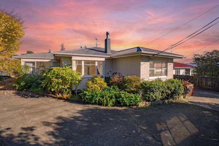 1/50 Marsden Road_0