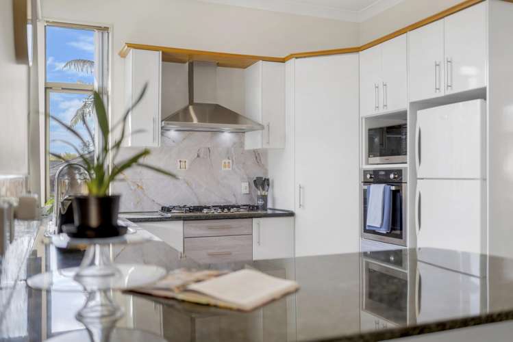 11 Ballydonegan Rise East Tamaki_14