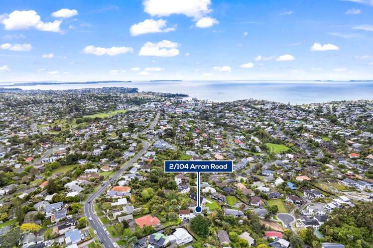 2/104 Arran Road Browns Bay_18