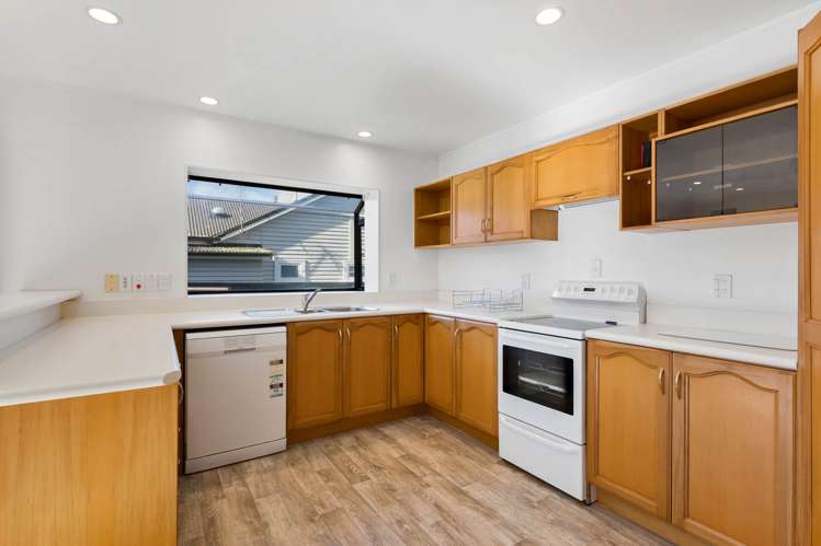 2/49 Rawhiti Road One Tree Hill_3