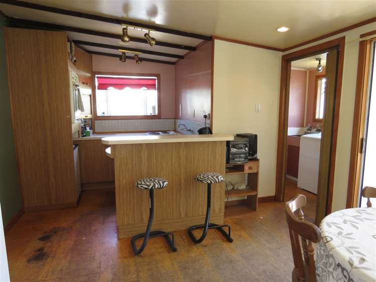 75 Kings Avenue Waikuku Beach_5