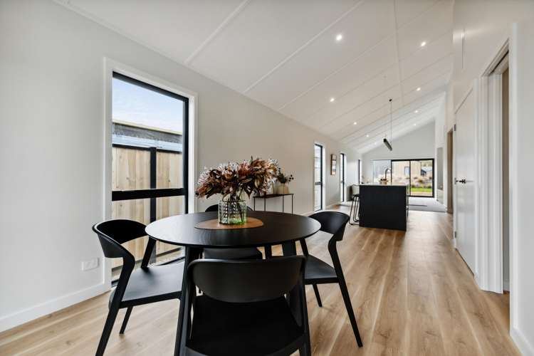 49 Vintage Street Cromwell_12