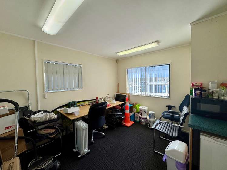 163 Courtenay Street New Plymouth_5