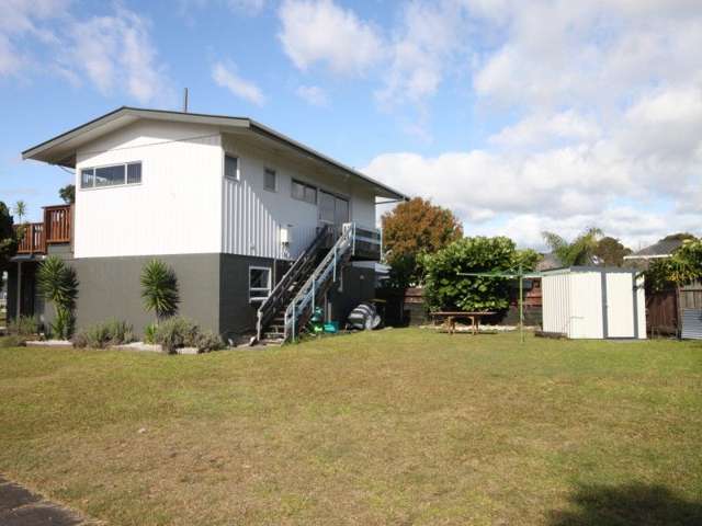 3 Hobson Place Pauanui_1