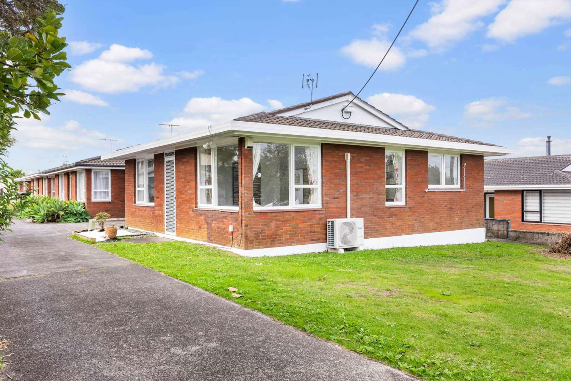 1/6 Akehurst Avenue New Lynn_0