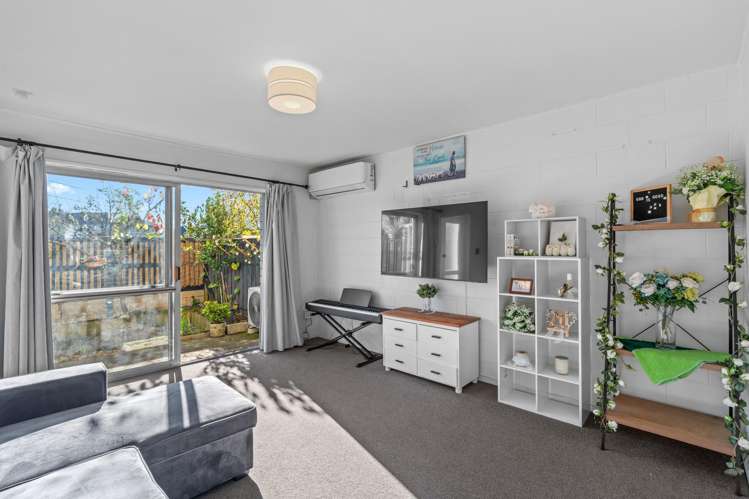 4/14 Church Square Addington_1