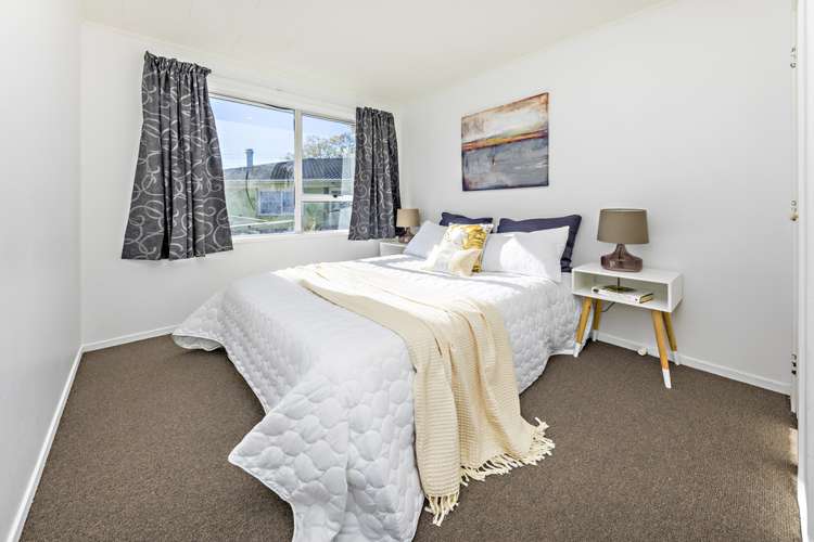 1 Pesaro Place Clover Park_7