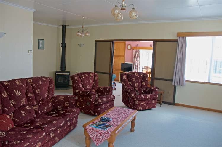 15 Weka Street Taihape and Surrounds_4