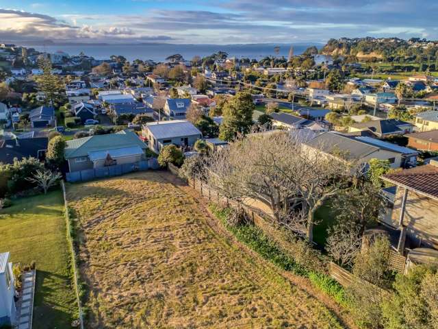 42 Surf Road Stanmore Bay_4