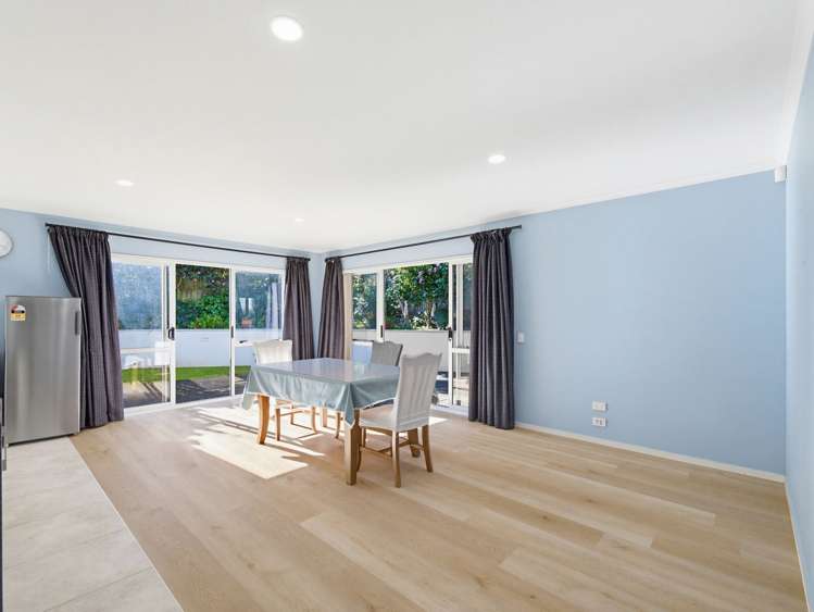 3 Howith Street Flat Bush_26