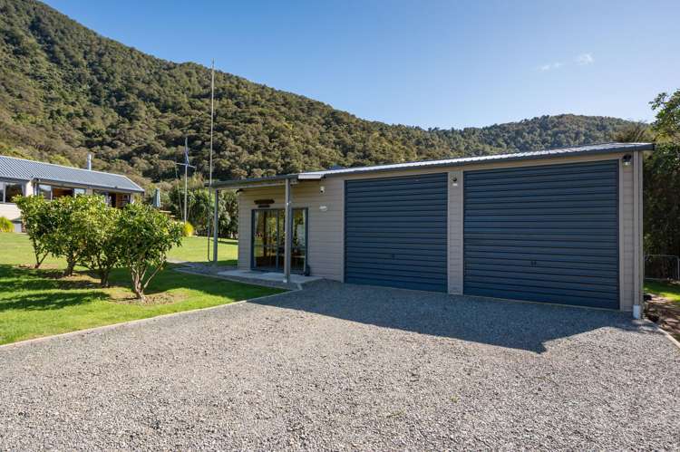 2 Worlds End Road Penzance_15