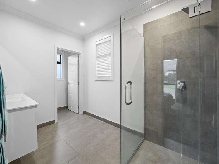 15 Douglas Drive Allenton_17