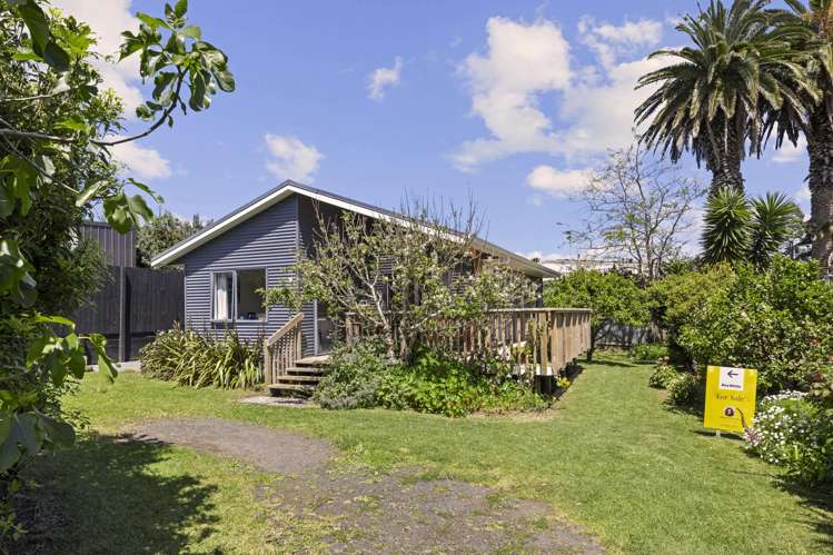 16 James Street Raglan_31