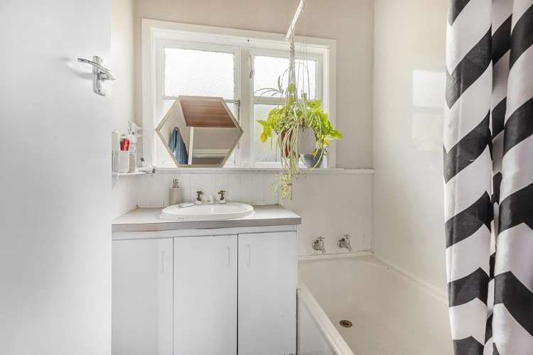 187 Buckley Road Southgate_13