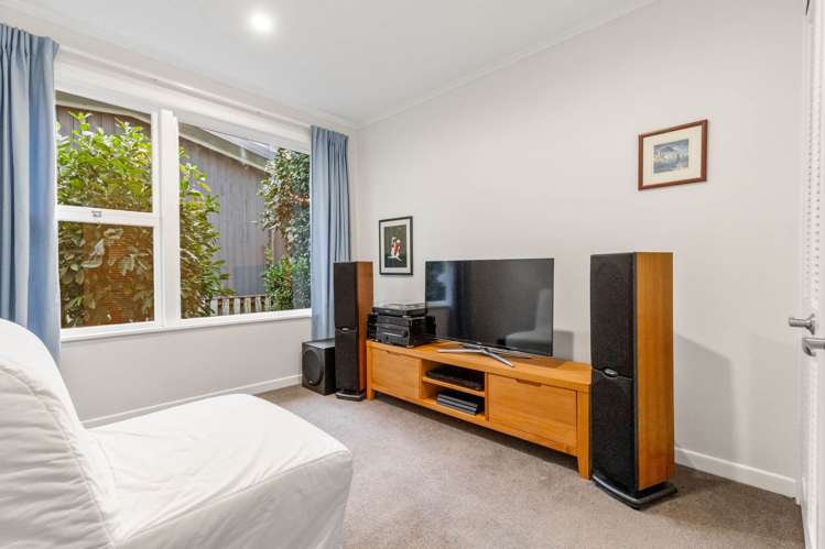 33 Peter Terrace Castor Bay_25