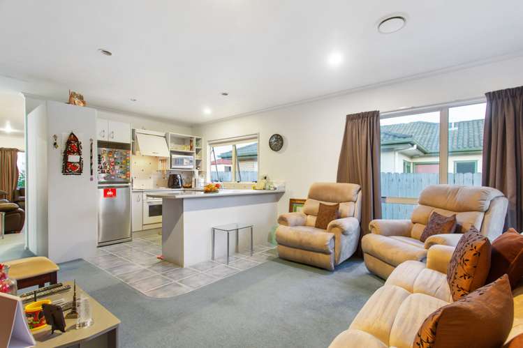 5b Charlenne Close Ranui_5