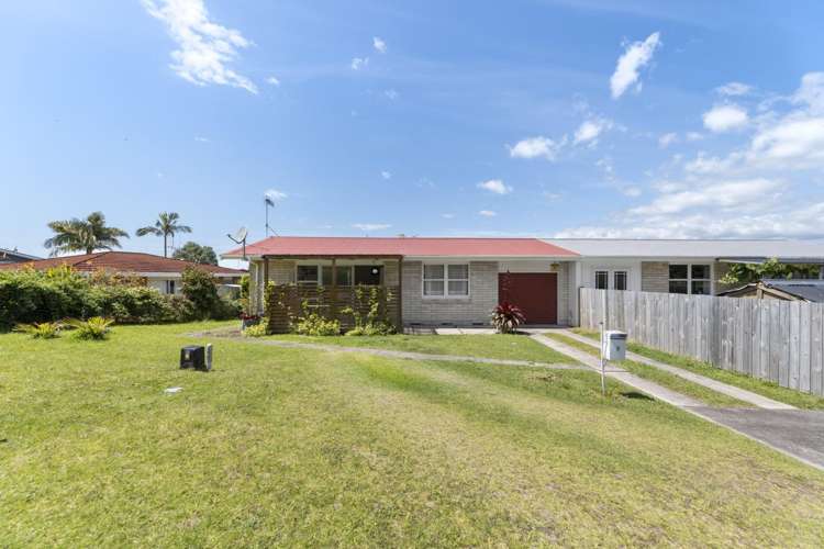 3 Highfield Crescent Brookfield_16