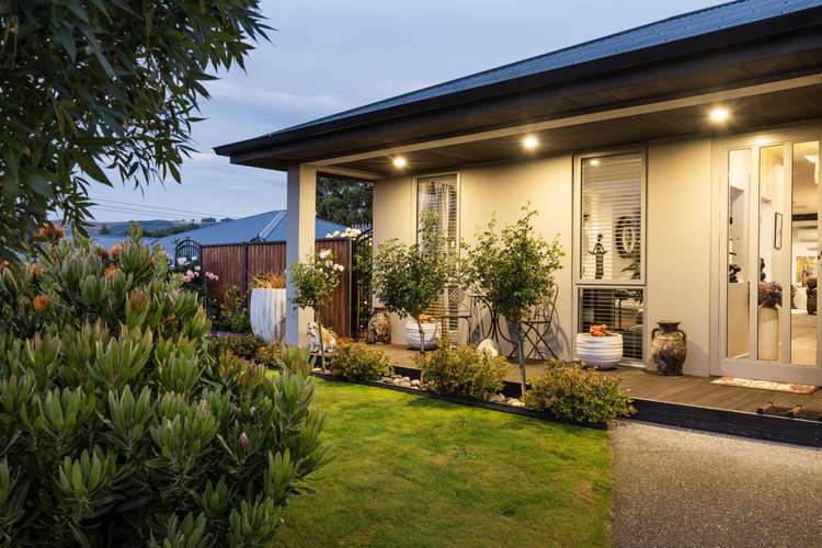 3 Trudi Place Green Island_46