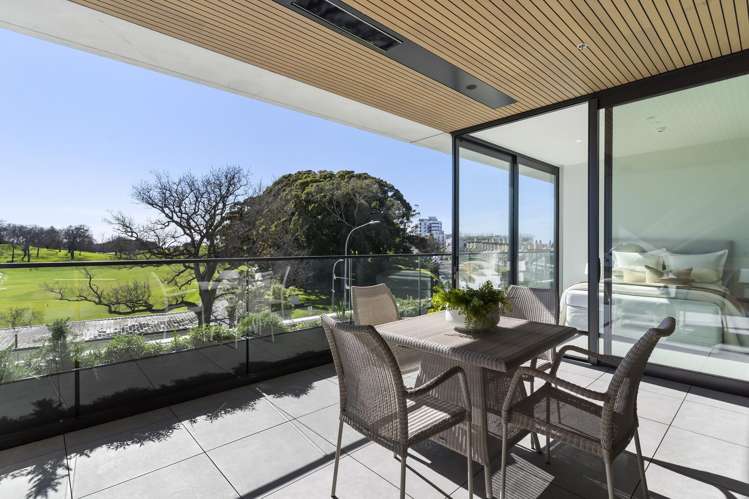 204/81 Carlton Gore Road Newmarket_11