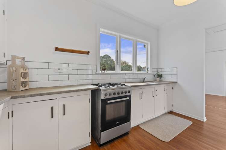 27 Waldegrave Street Palmerston North Central_4