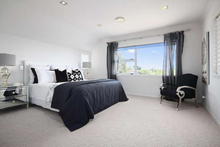 23 Seymour Road Mellons Bay_12