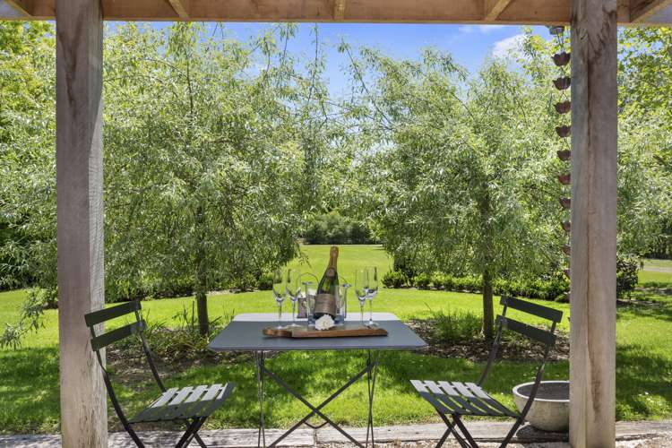 86 Croft Lane Riverhead_10